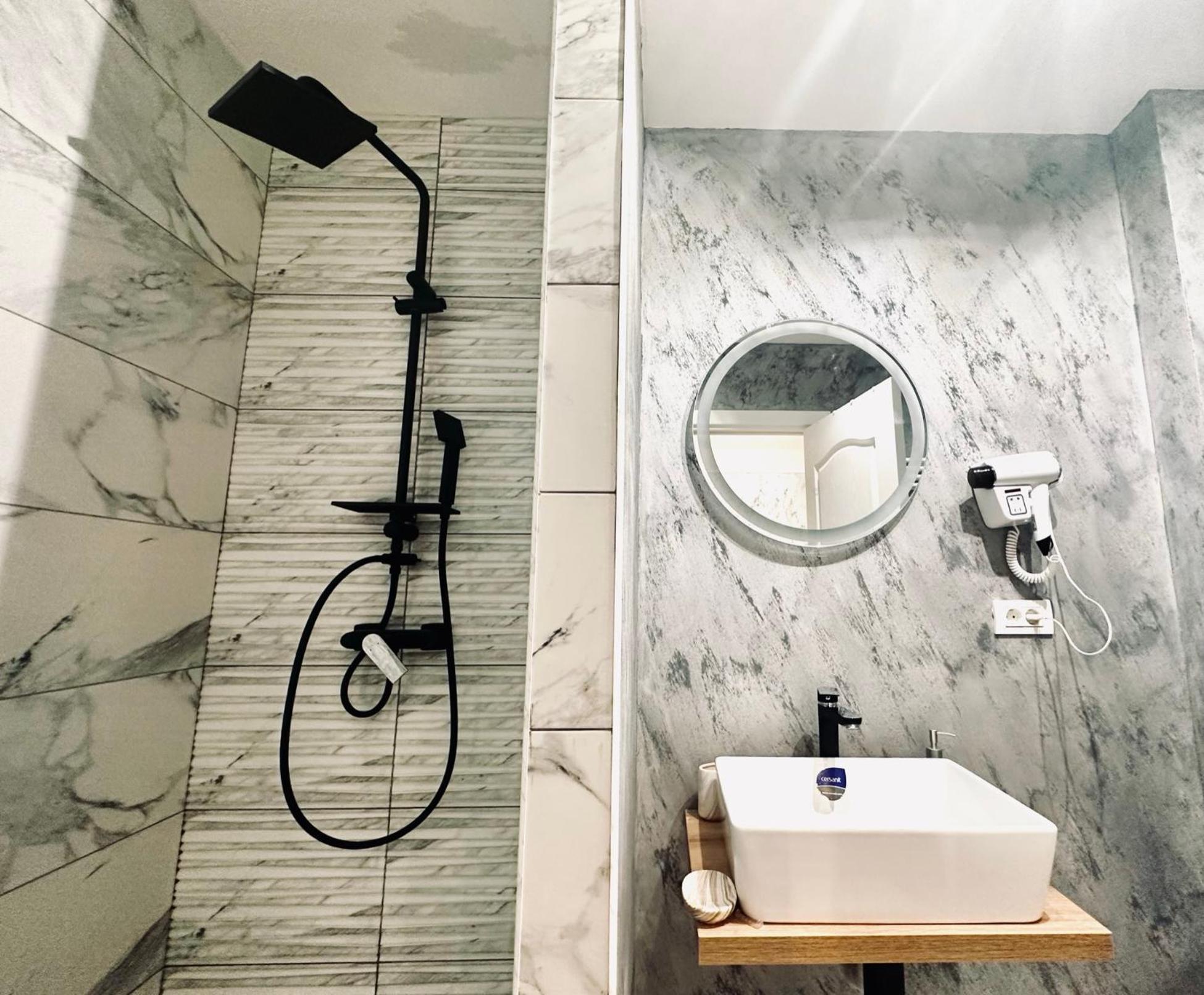 Stay Inn Central Brasov Apartments Экстерьер фото