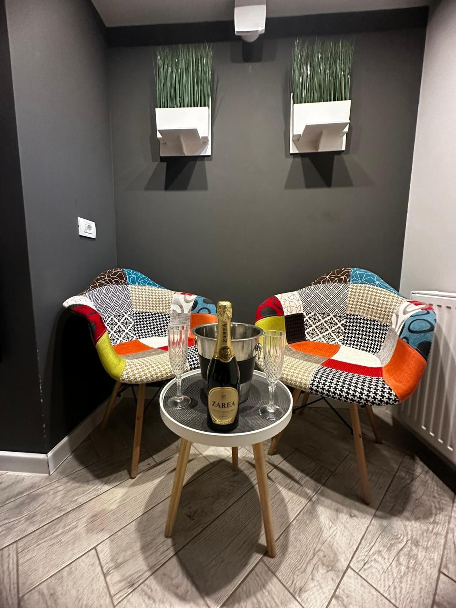 Stay Inn Central Brasov Apartments Экстерьер фото